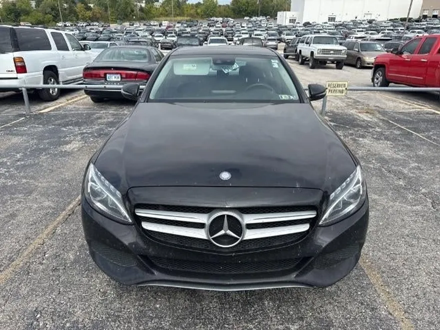 2016 Mercedes Benz C 300 Luxury photo 1