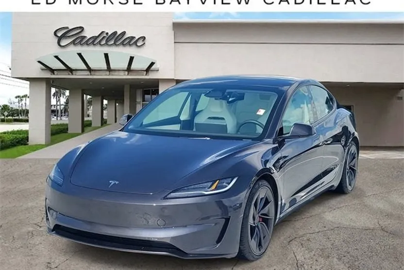 2024 Tesla Model 3 Performance photo 1