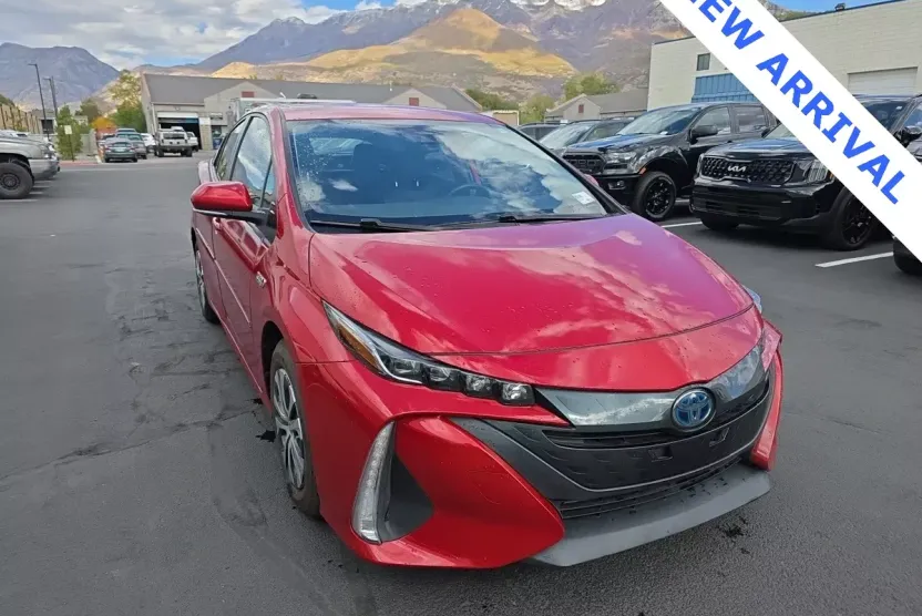 2021 Toyota Prius Prime XLE photo 1