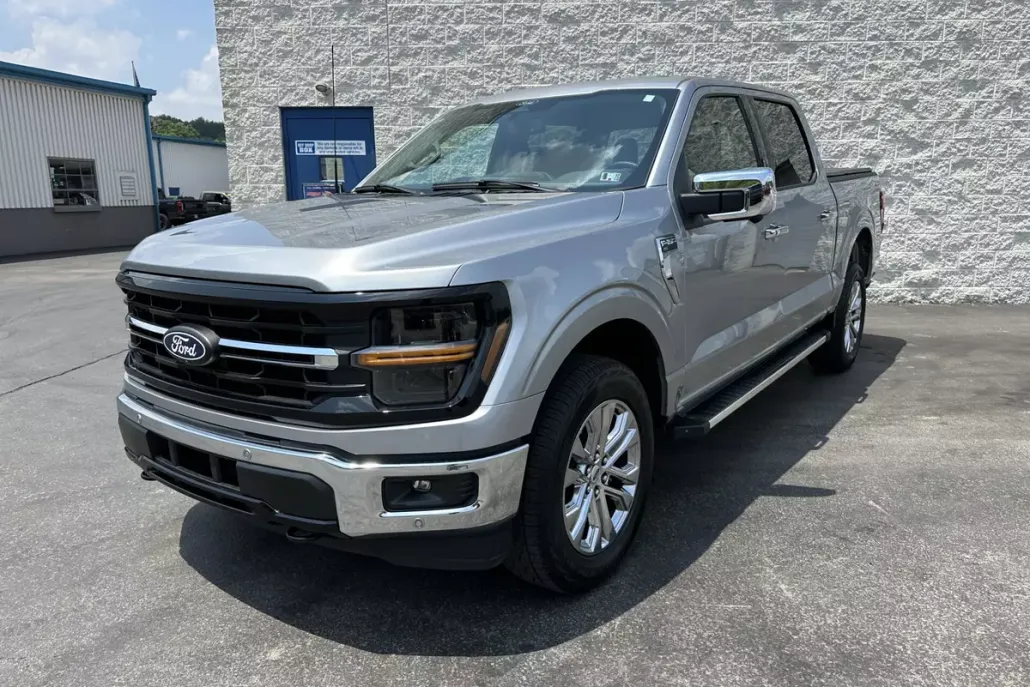 2024 Ford F-150 XLT photo 1