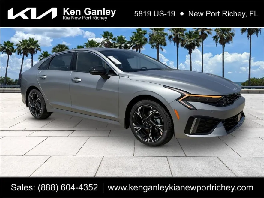 2026 Kia K5 GT-Line photo 1