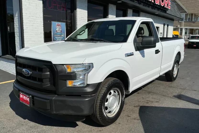 2015 Ford F-150 XL photo 1