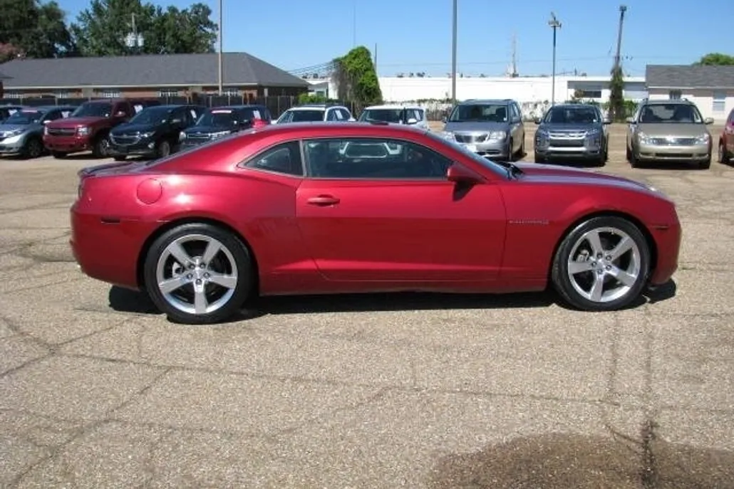 2013 Chevrolet Camaro 2LT photo 1
