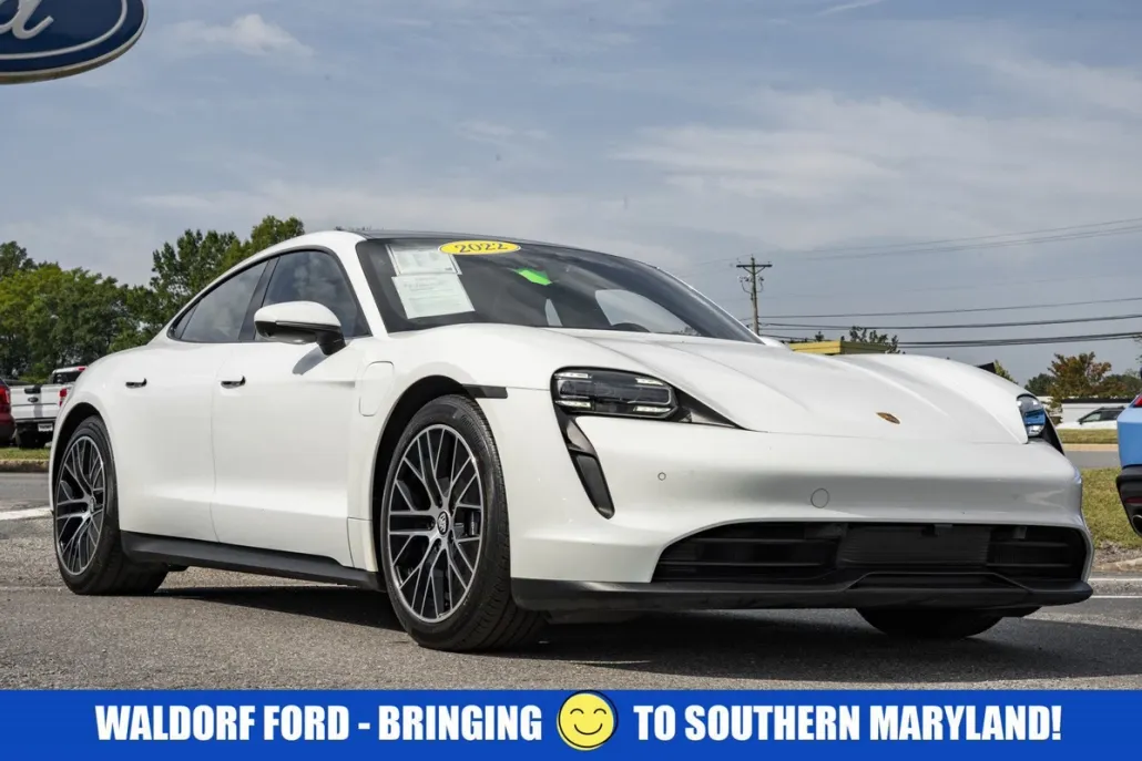 2022 Porsche Taycan Base photo 1