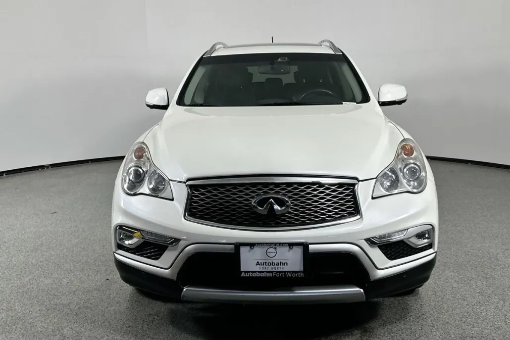 2017 Infiniti QX50 Base photo 1