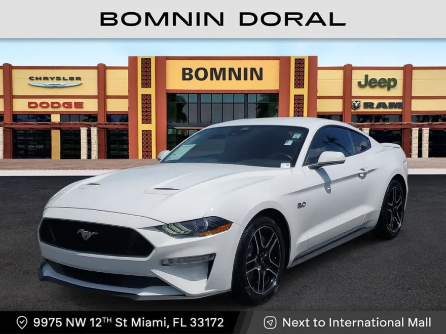 2023 Ford Mustang GT photo 1
