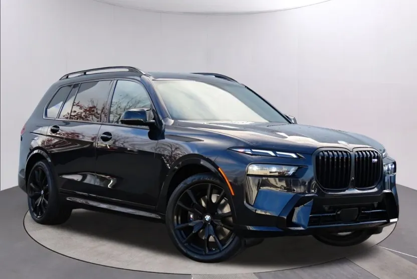 2025 Bmw X7 M60i photo 1