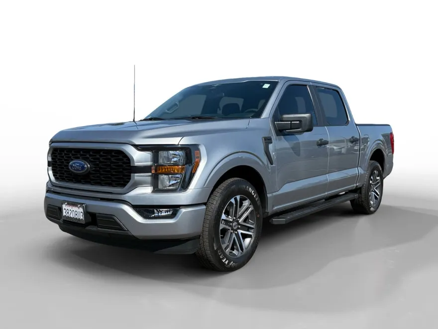 2023 Ford F-150 XL photo 1
