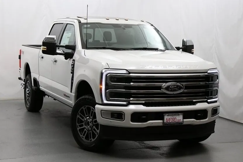 2026 Ford F-350 Platinum photo 1