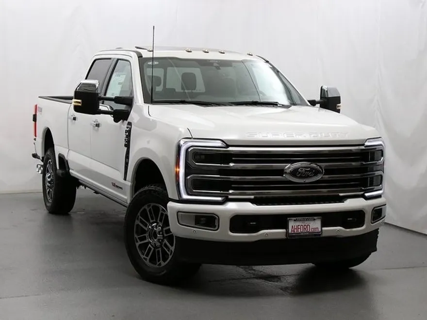 2026 Ford F-350 Platinum photo 1