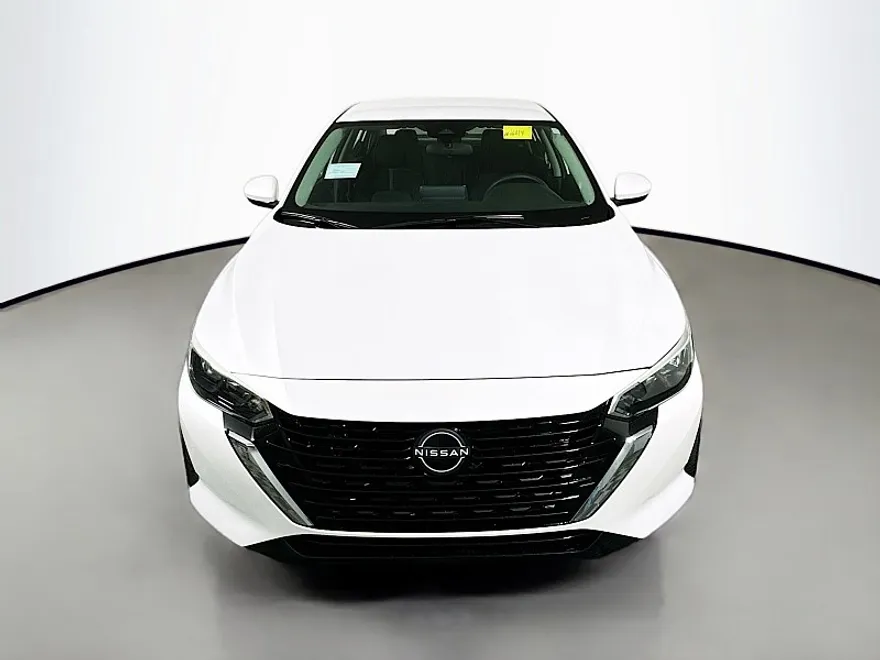 2025 Nissan Sentra SV photo 1
