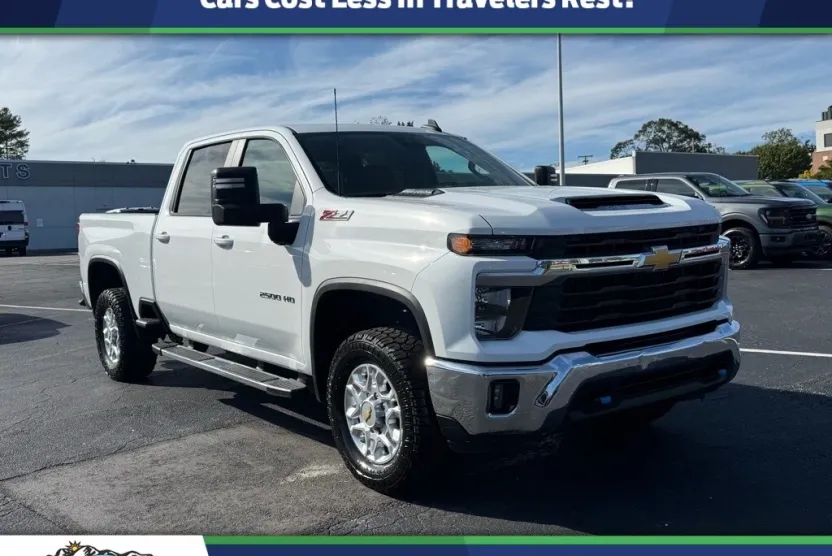 2024 Chevrolet Silverado 2500HD LT photo 1