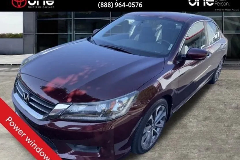 2015 Honda Accord Sport photo 1