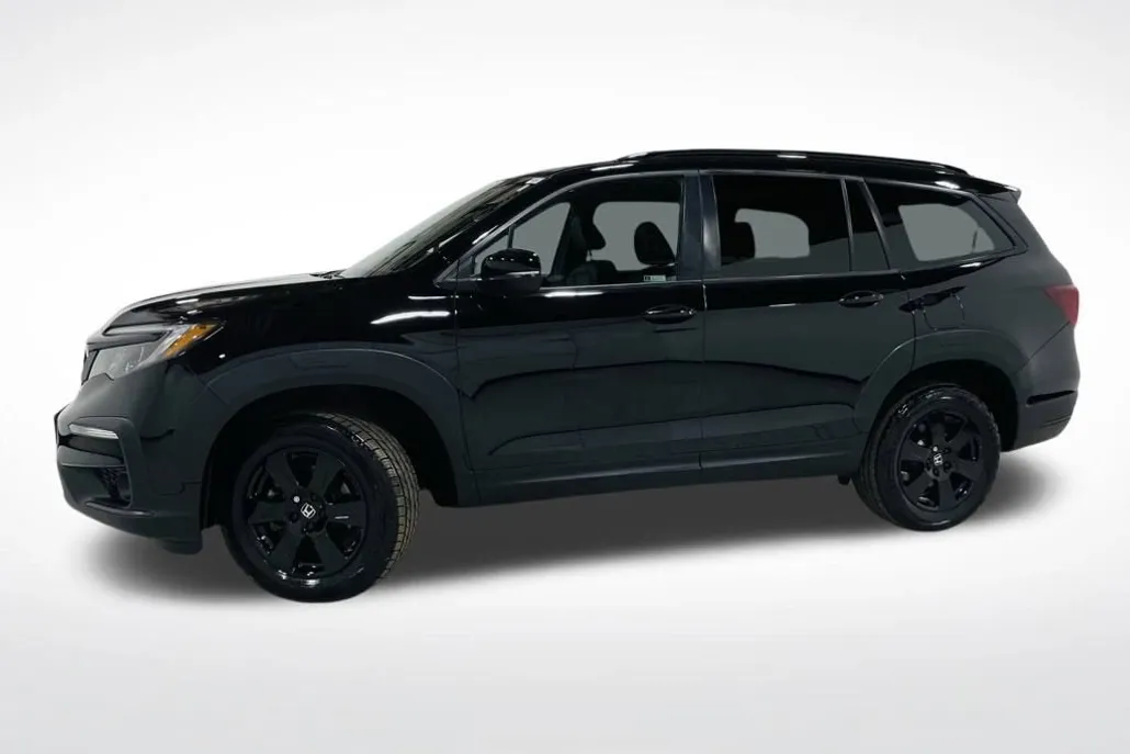 2022 Honda Pilot TrailSport photo 1