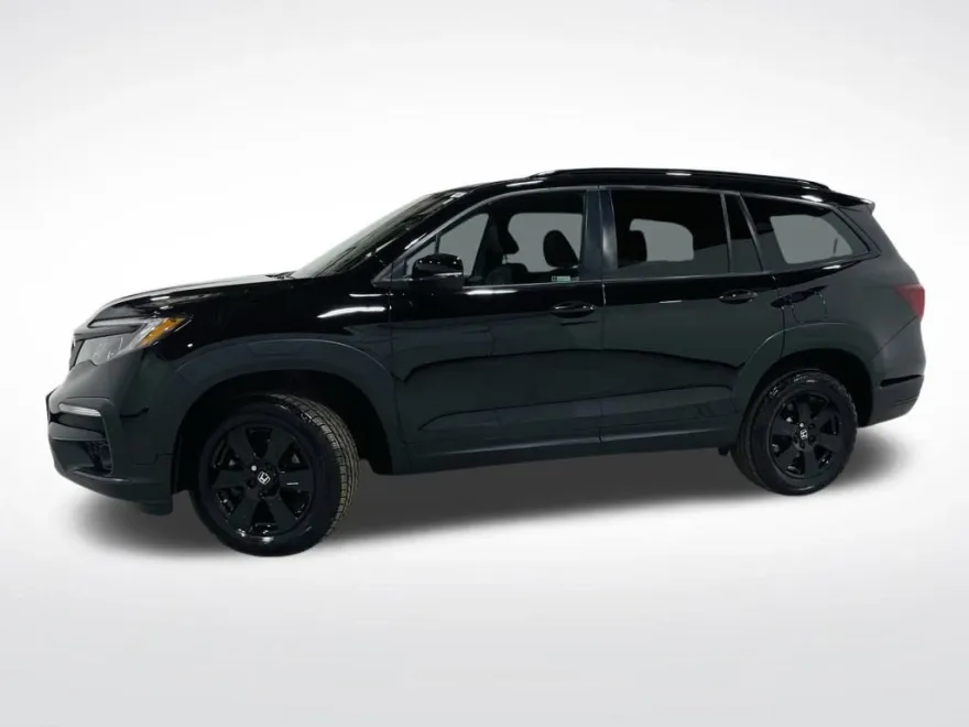 2022 Honda Pilot TrailSport photo 1