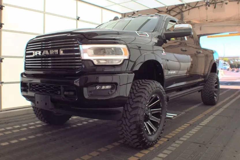 2022 Ram 2500 Laramie photo 1