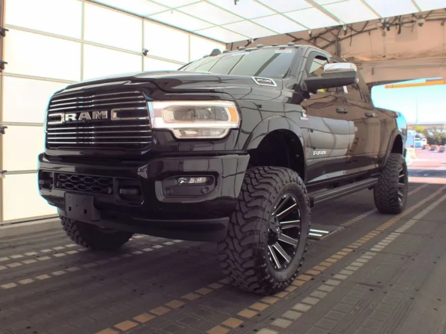 2022 Ram 2500 Laramie photo 1
