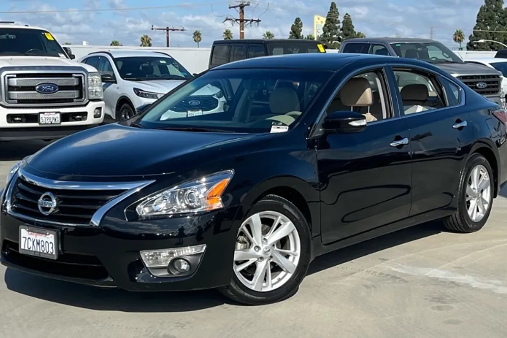2014 Nissan Altima 2.5 SL photo 1