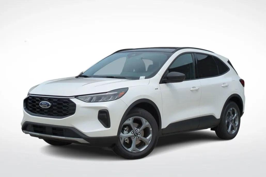 2025 Ford Escape ST-Line photo 1