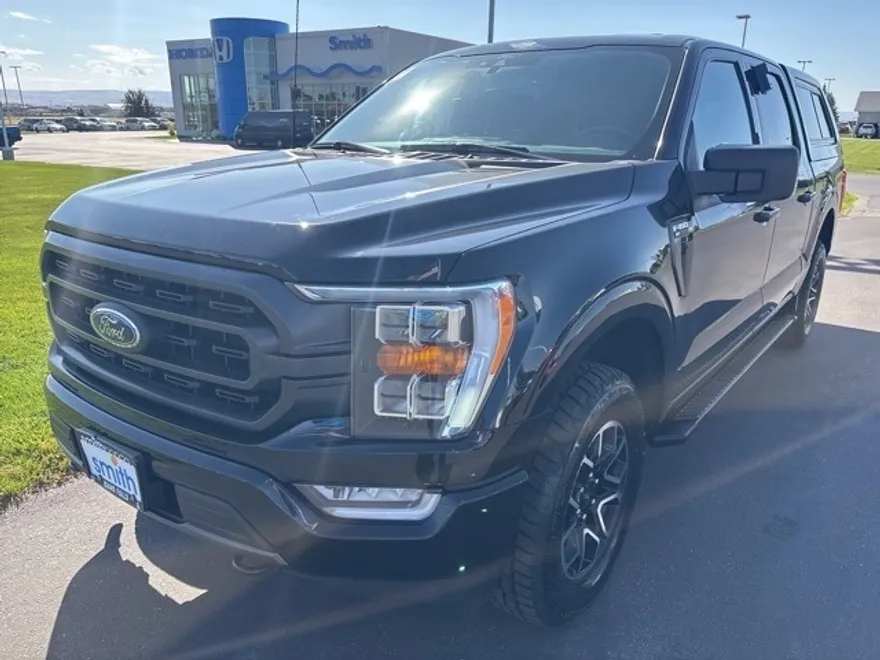 2021 Ford F-150 XLT photo 1