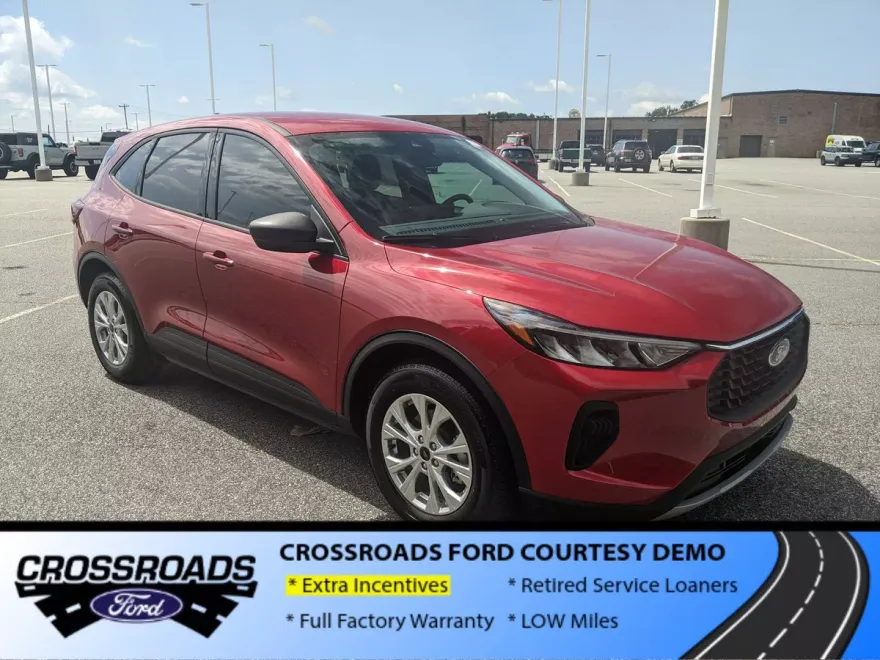 2025 Ford Escape Active photo 1