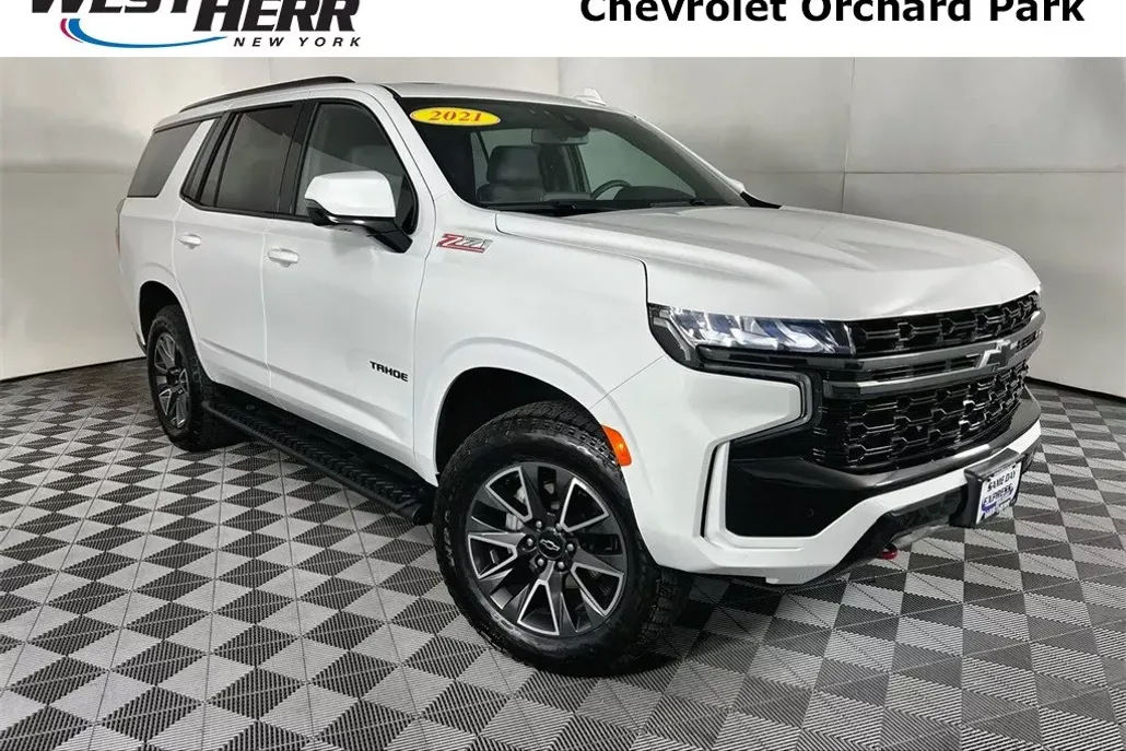 2021 Chevrolet Tahoe LT photo 1