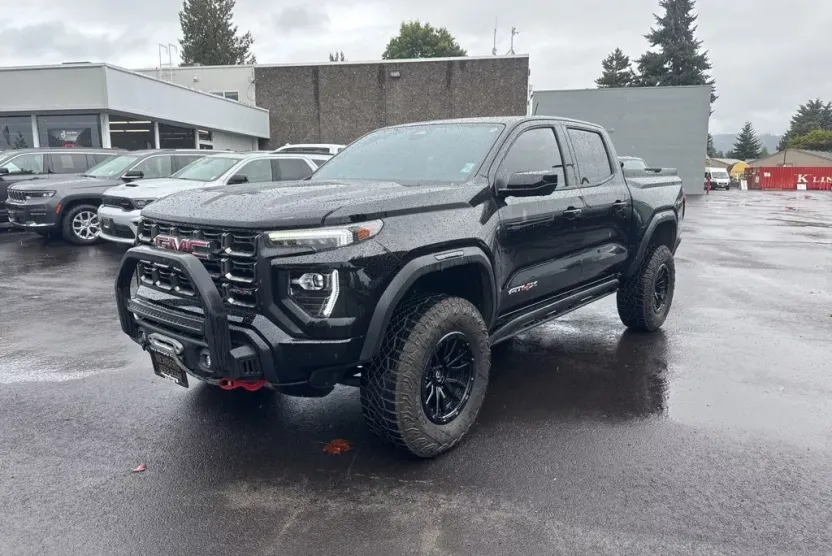 2023 Gmc Canyon AT4X photo 1