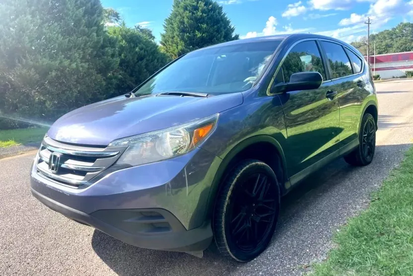 2013 Honda CR-V LX photo 1