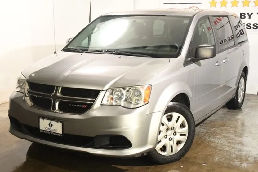 2017 Dodge Grand Caravan SE photo 1