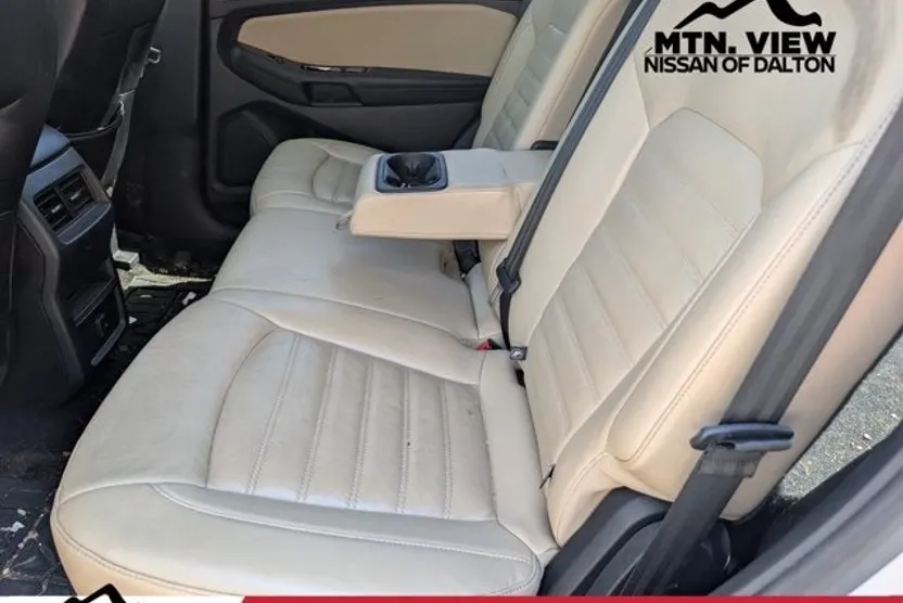 2018 Ford Edge SEL photo 1