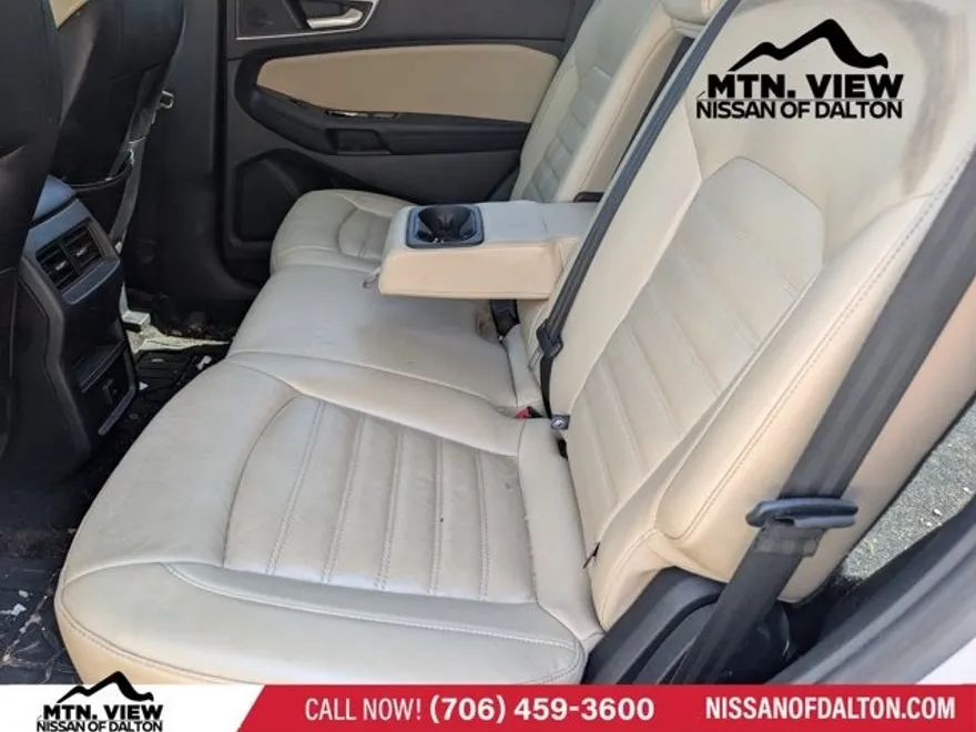 2018 Ford Edge SEL photo 1