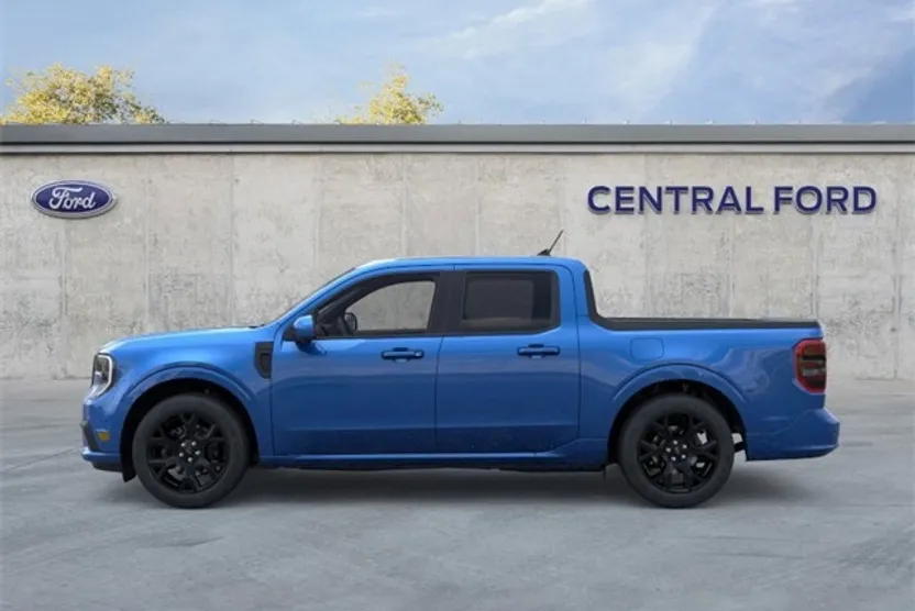 2025 Ford Maverick photo 1
