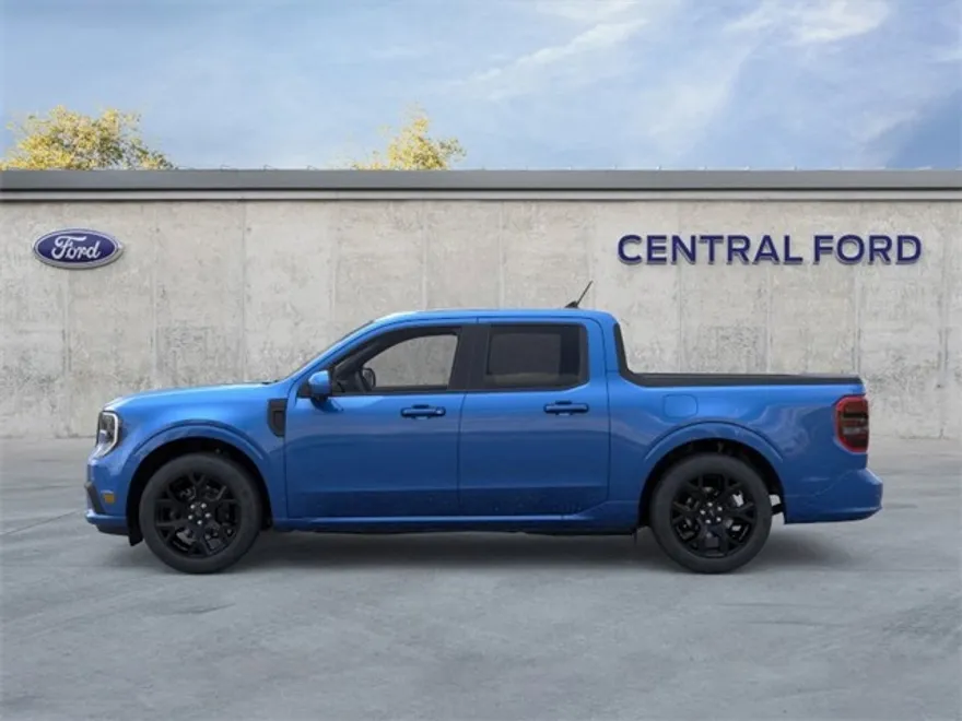 2025 Ford Maverick photo 1