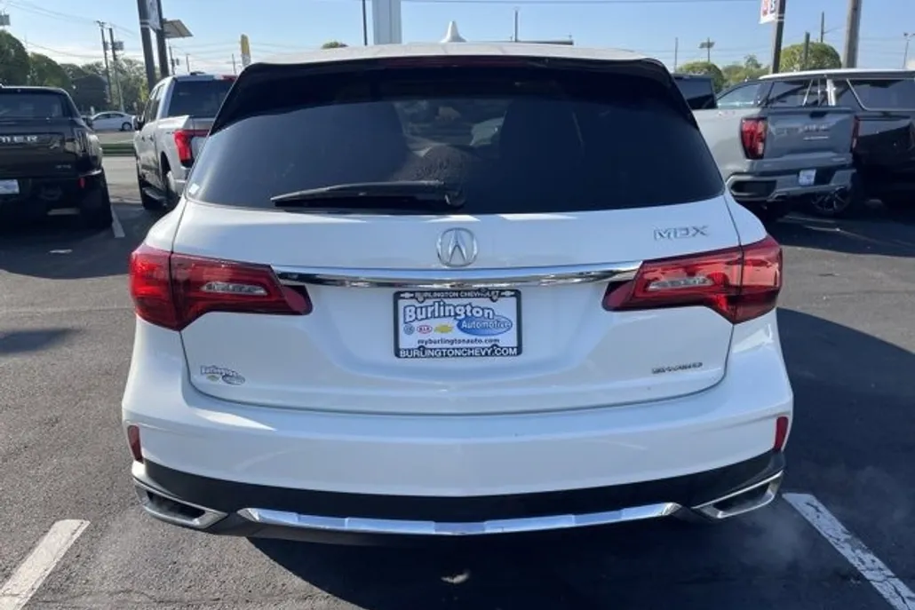 2018 Acura MDX Base photo 1