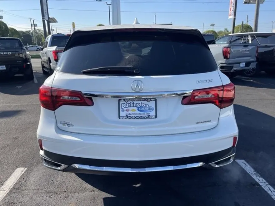 2018 Acura MDX Base photo 1