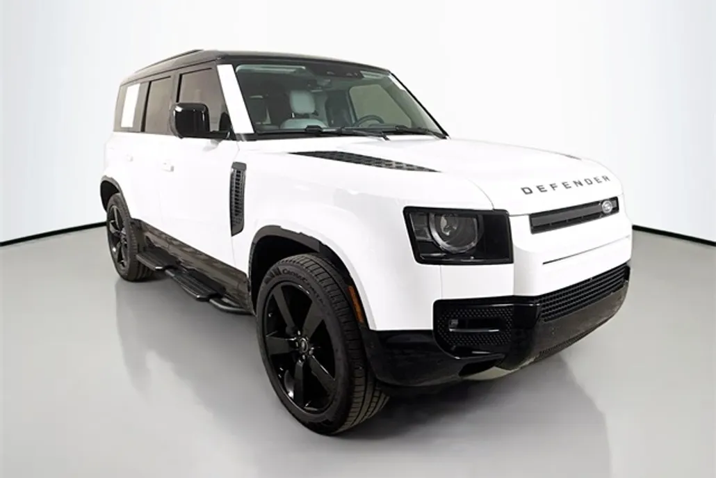 2025 Land Rover Defender 110 X-Dynamic SE photo 1