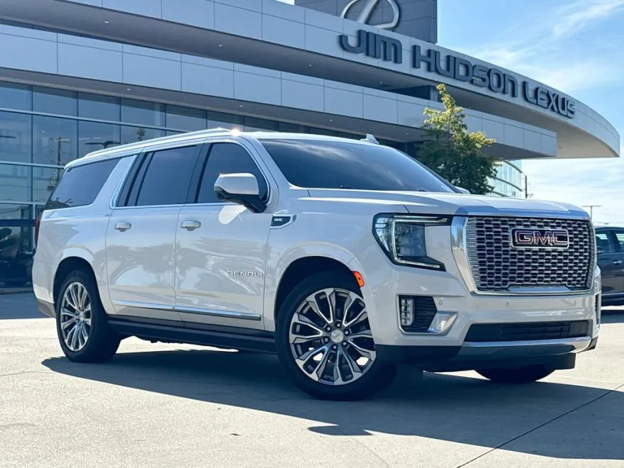 2022 Gmc Yukon XL Denali photo 1