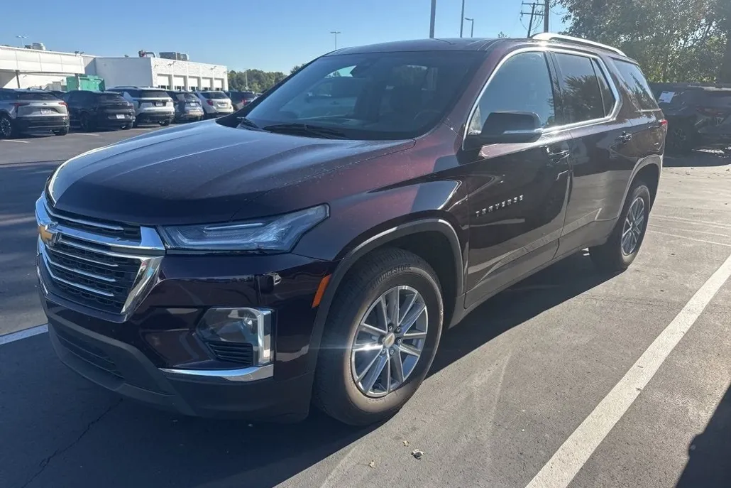 2023 Chevrolet Traverse Cloth photo 1