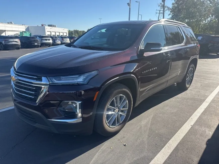 2023 Chevrolet Traverse Cloth photo 1
