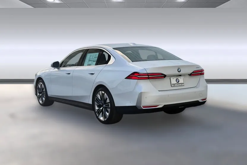 2026 Bmw 530i photo 1