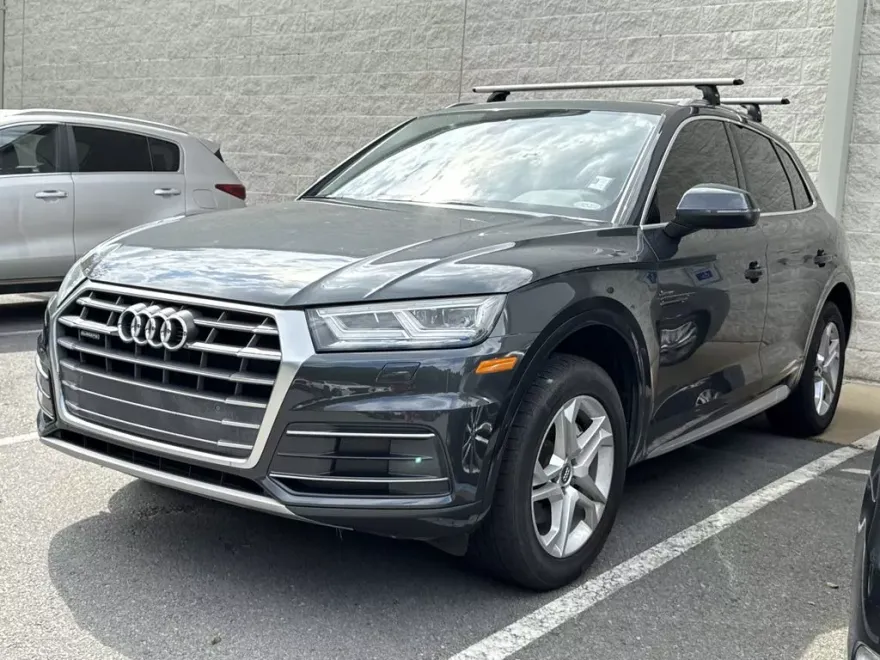 2018 Audi Q5 2.0T Premium Plus photo 1