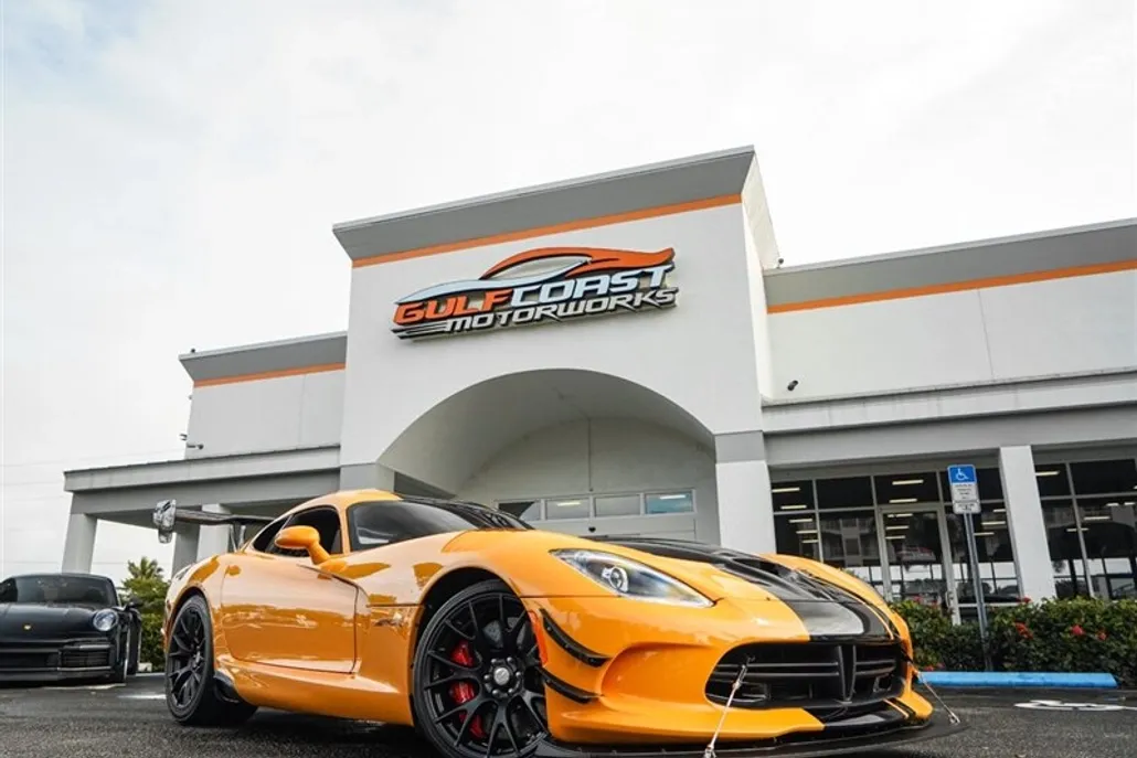 2016 Dodge Viper ACR photo 1