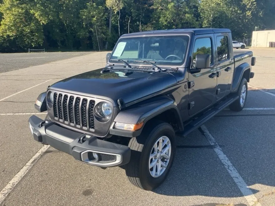 2023 Jeep Gladiator Sport photo 1