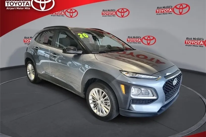 2020 Hyundai Kona SEL photo 1