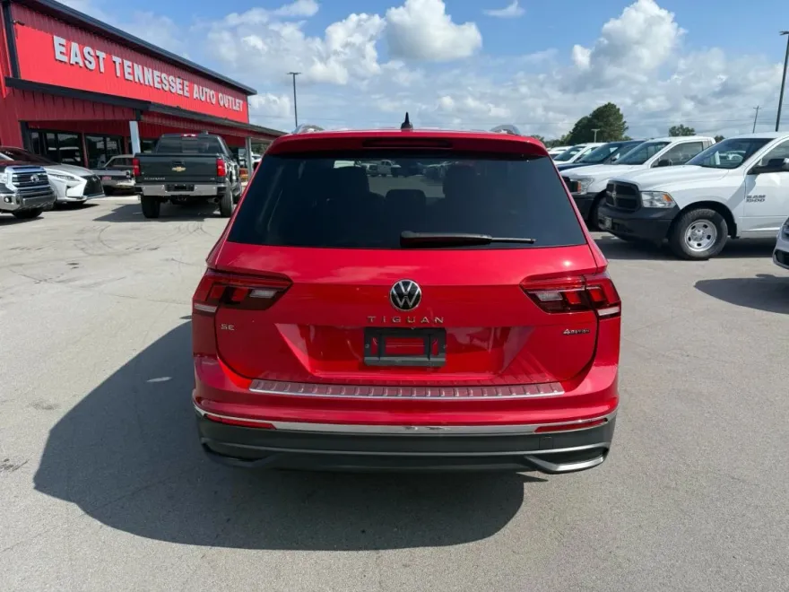 2022 Volkswagen Tiguan SE Sport photo 1