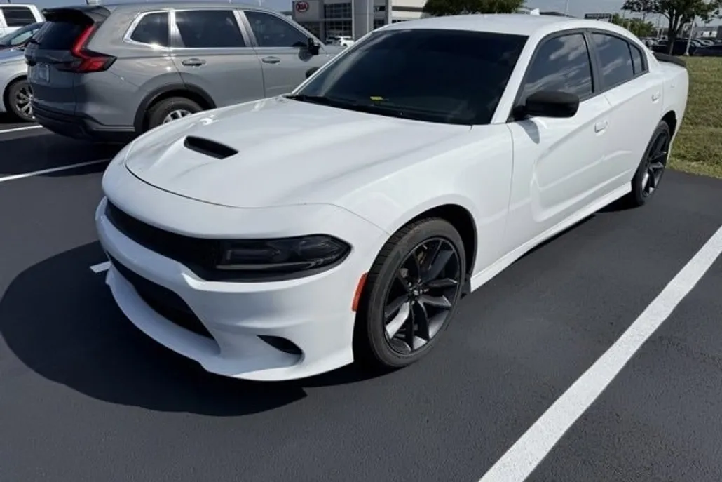 2019 Dodge Charger GT photo 1
