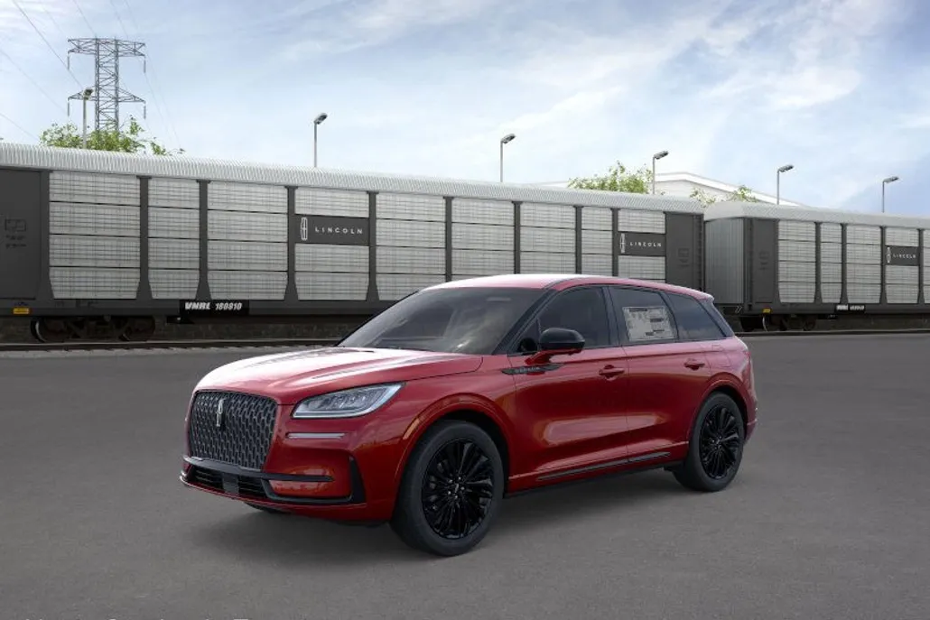 2025 Lincoln Corsair Premiere photo 1