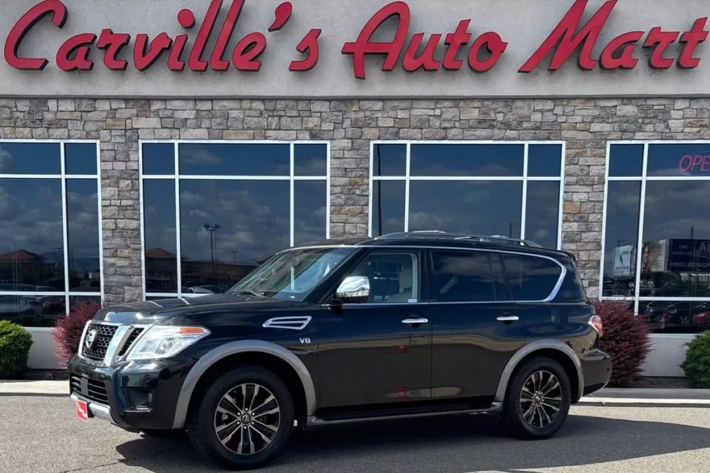 2017 Nissan Armada Platinum photo 1