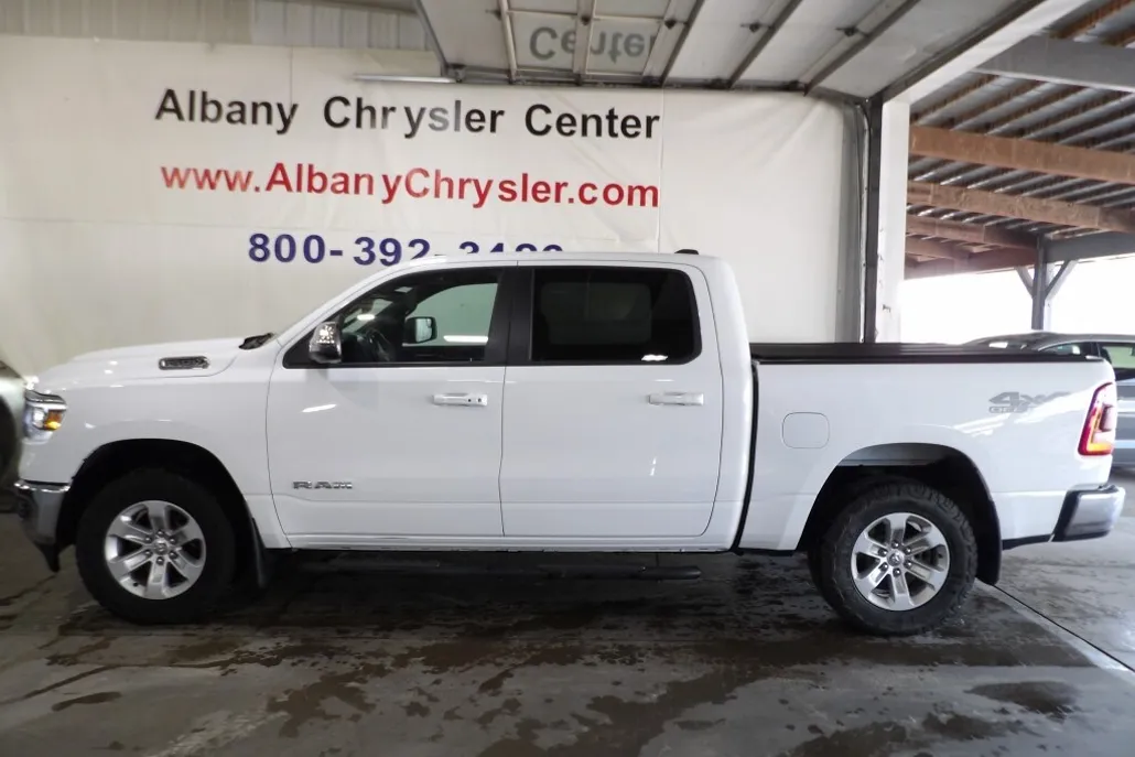 2023 Ram 1500 Laramie photo 1