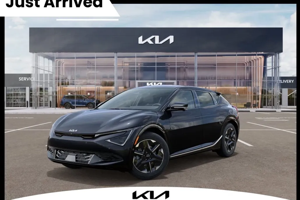 2025 Kia EV6 Wind photo 1